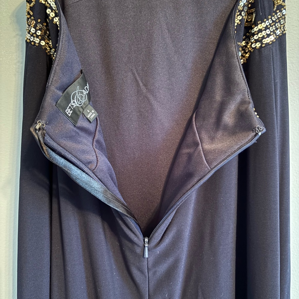 Betsy & Adam Navy Formal Maxi Dress with Gold Accents - Picture 8 of 9